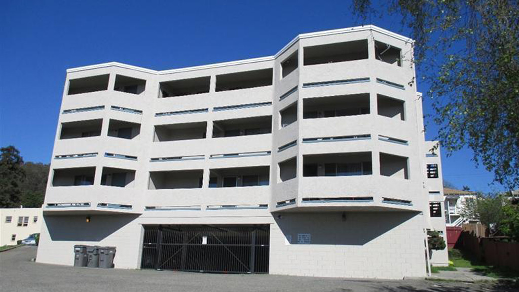 3 Stories Building with indoor parking